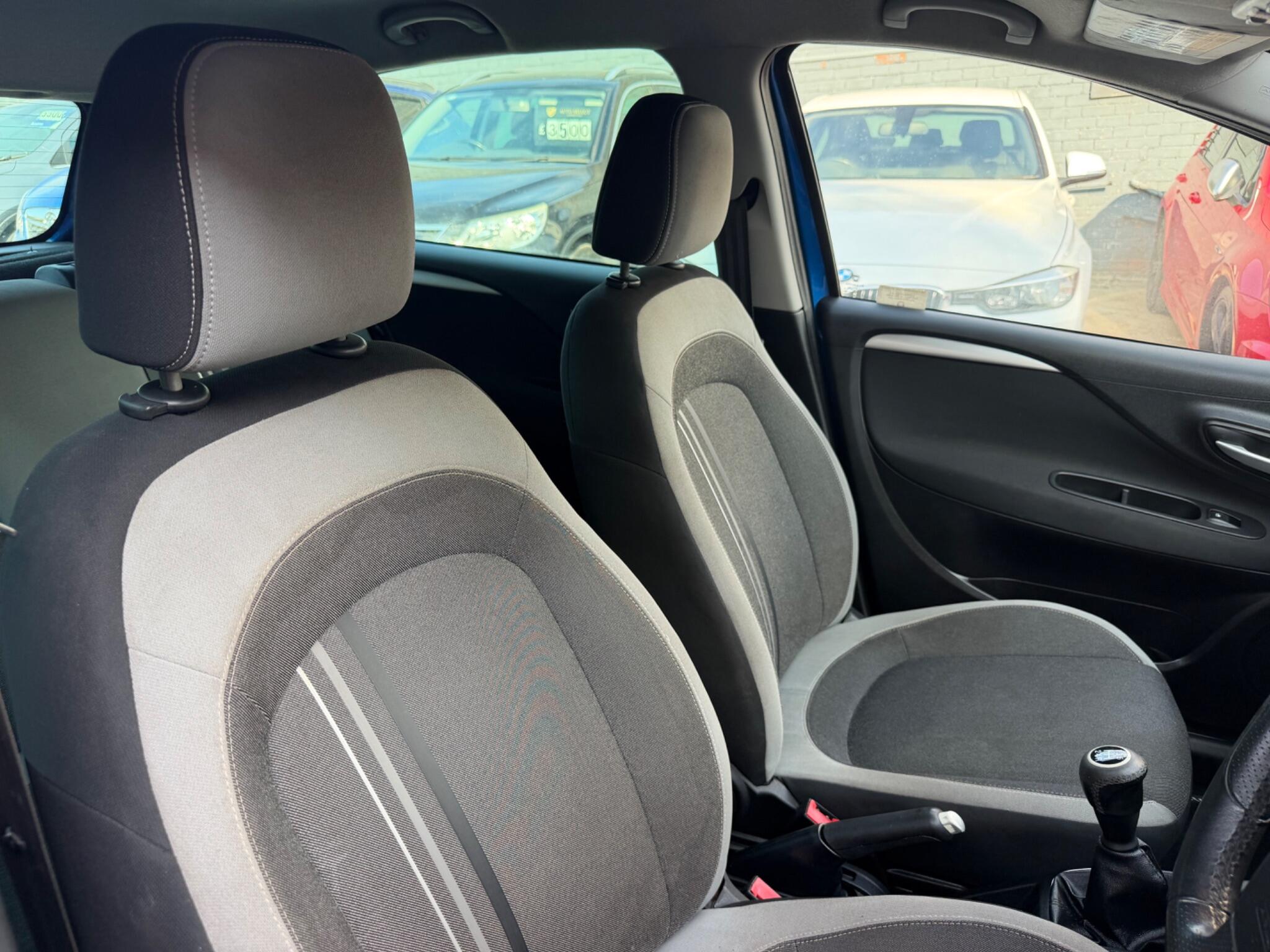 Fiat Punto view 12