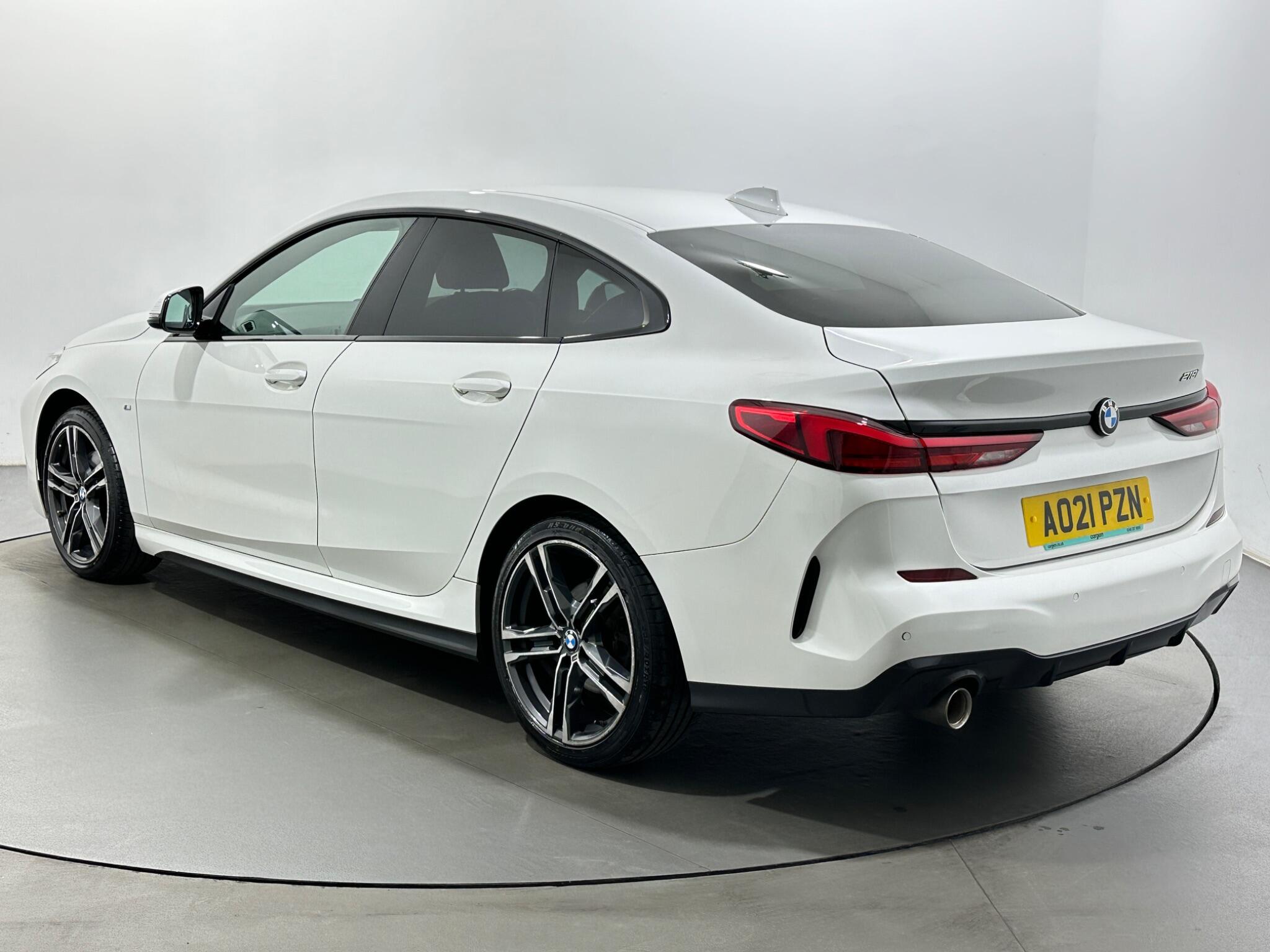 BMW 2 Series view 6