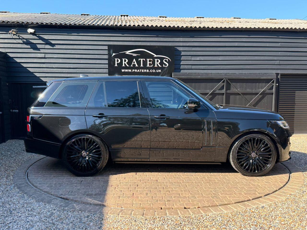 Land Rover Range Rover view 4