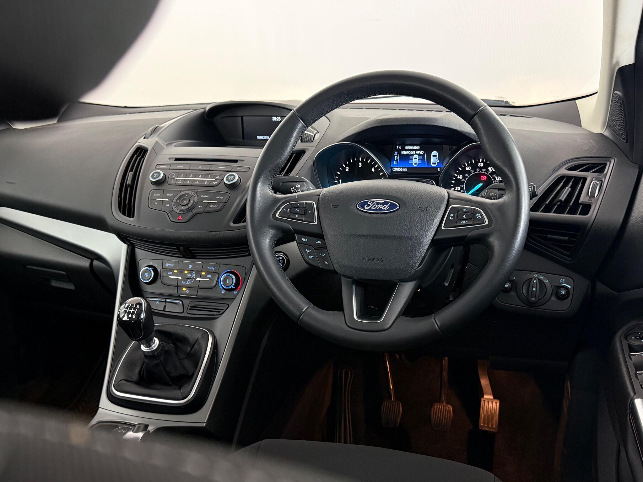 Ford Kuga view 17