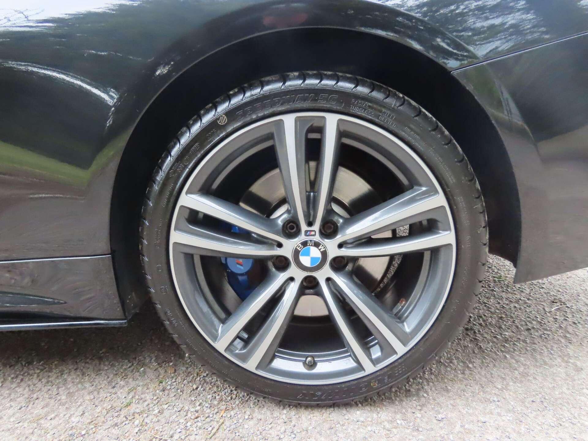 BMW 4 Series view 15