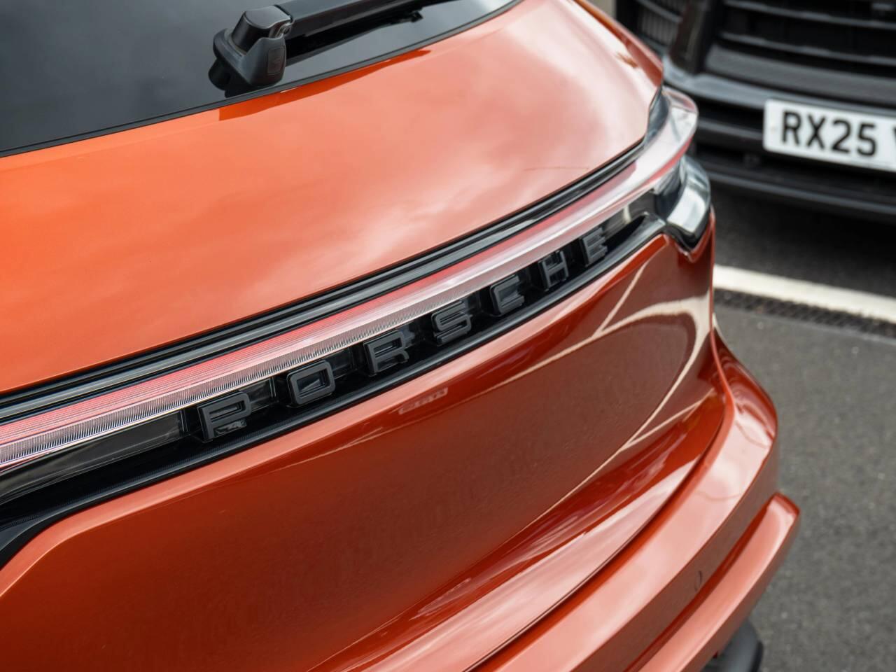Porsche Macan view 43