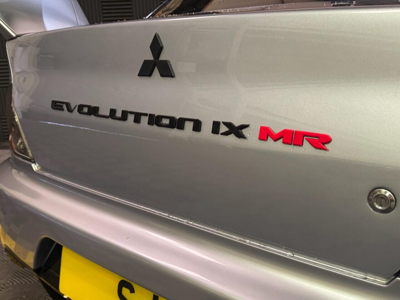 Mitsubishi Lancer view 28