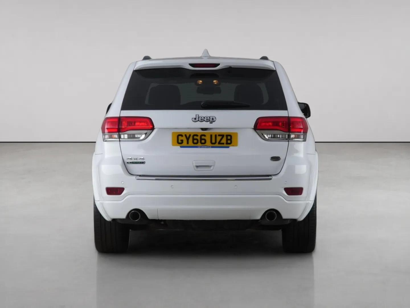 Jeep Grand Cherokee view 7