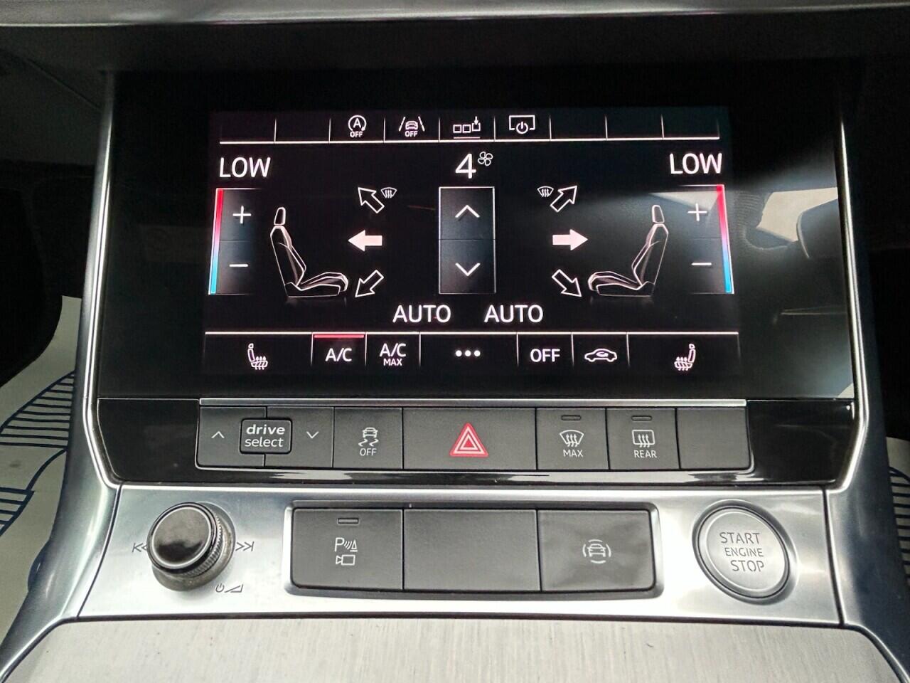 Audi A6 view 33