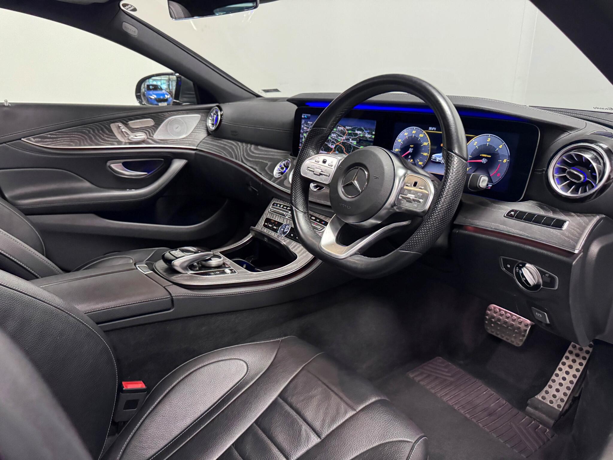 Mercedes-Benz CLS view 34