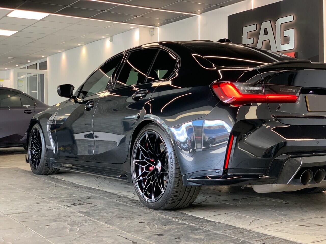BMW M3 view 5