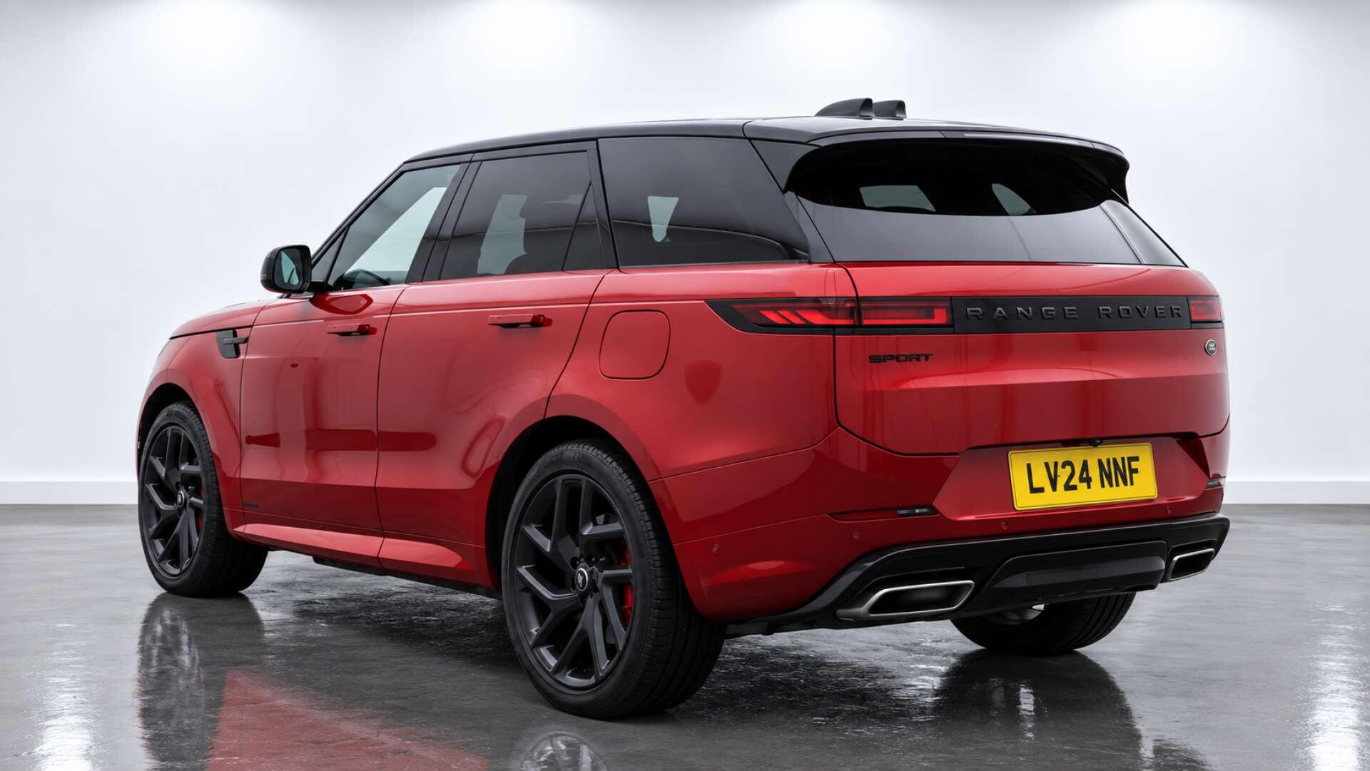 Land Rover Range Rover Sport view 4