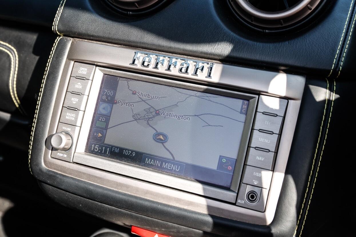 Ferrari California view 14