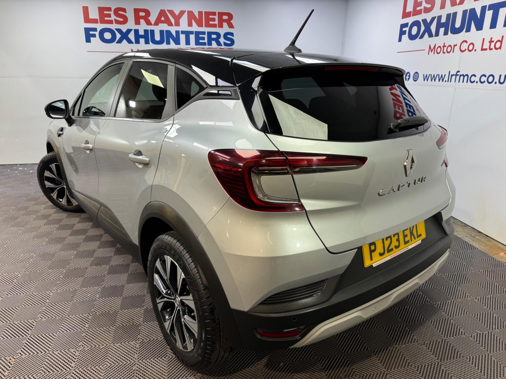 Renault Captur view 3