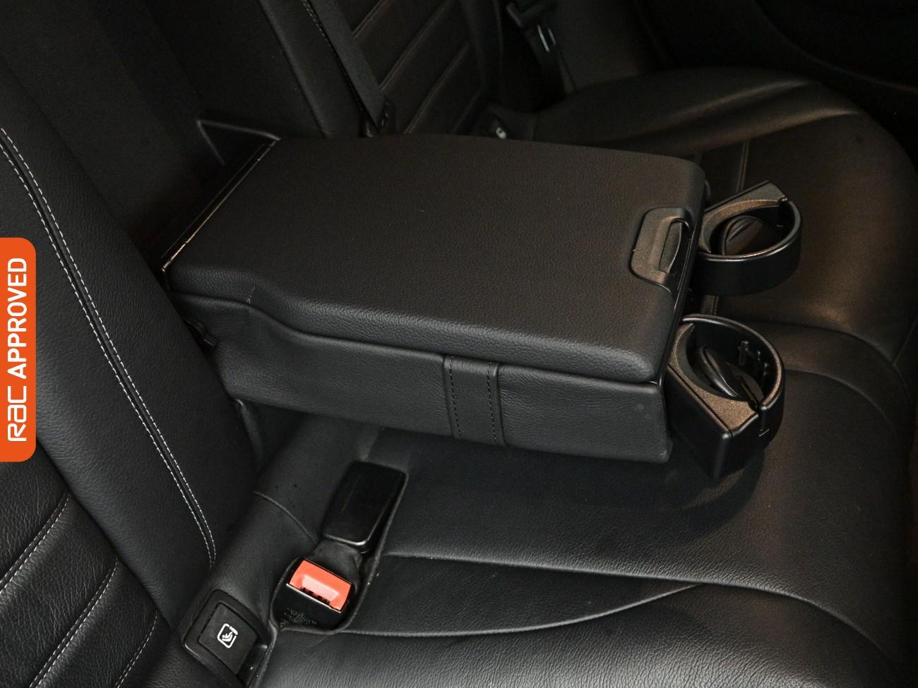 Mercedes-Benz EQC view 27