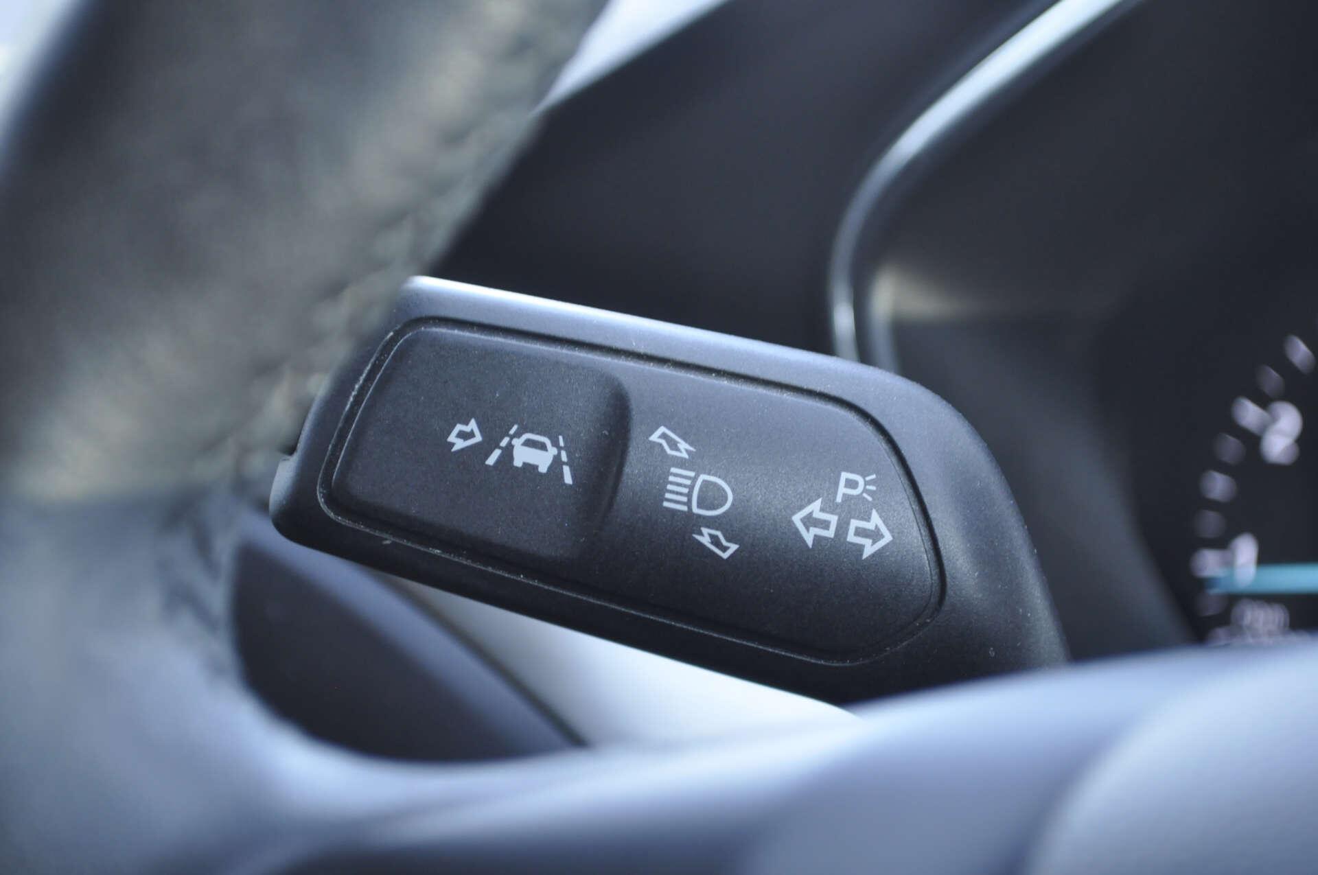 Ford Focus view 24