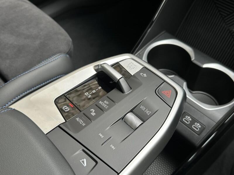 BMW X1 view 10