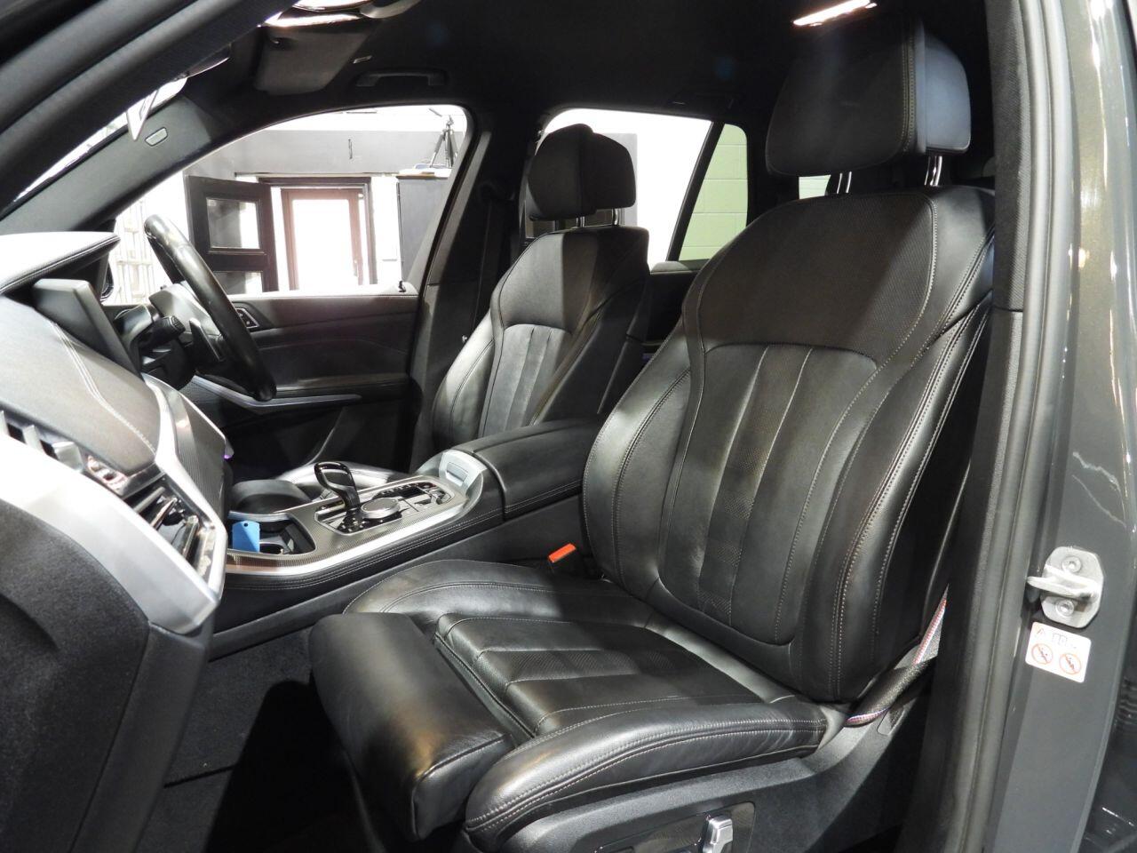 BMW X5 view 17