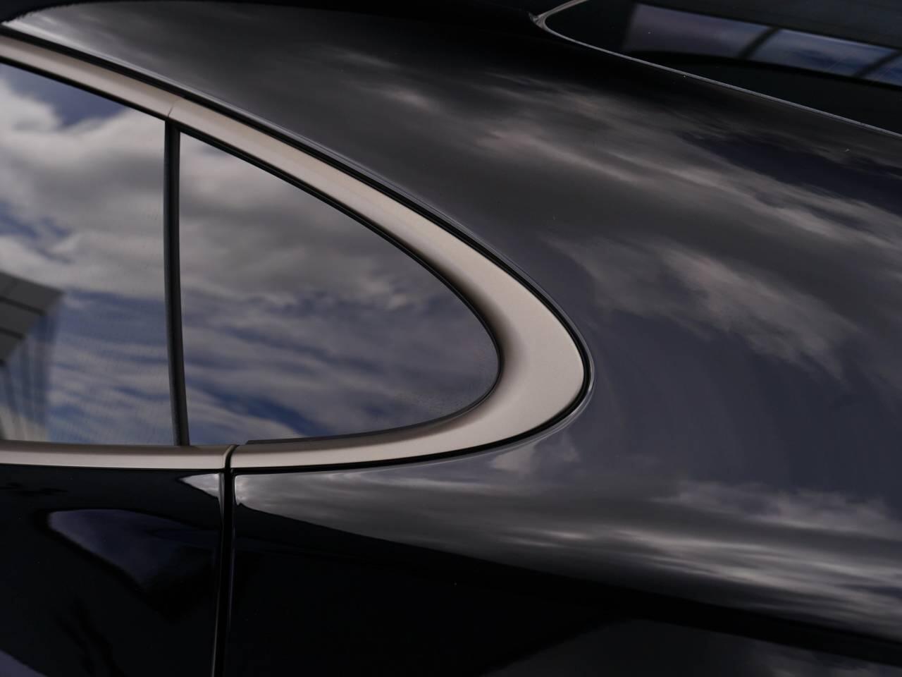 Porsche Taycan view 62