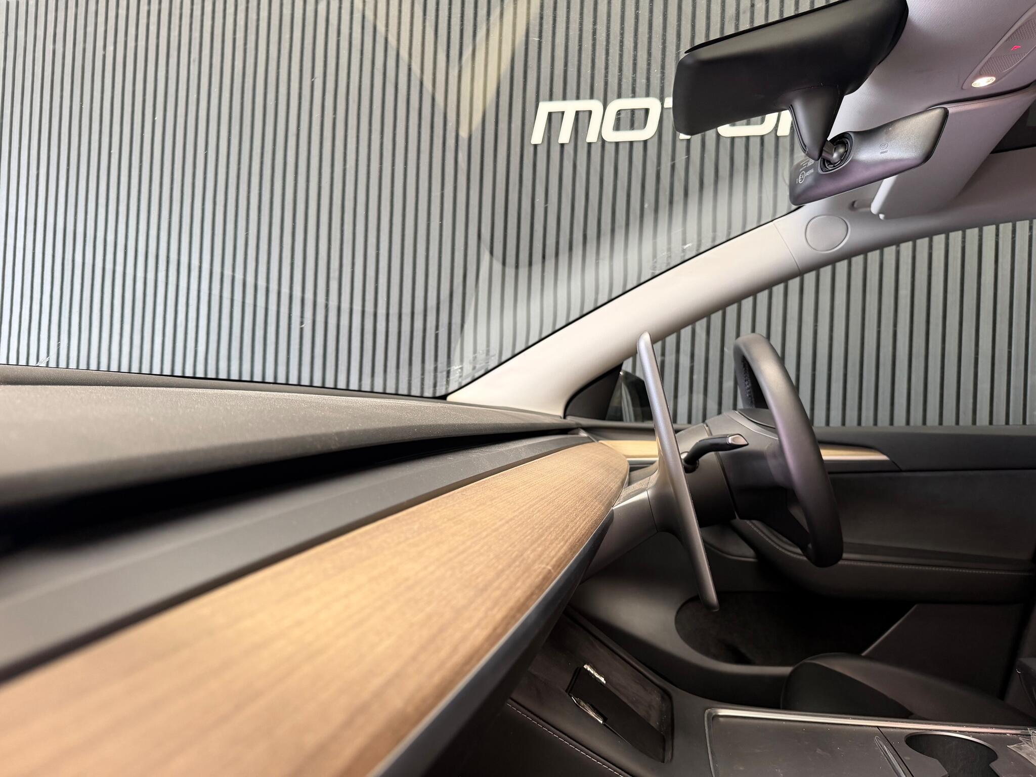 Tesla Model Y view 15