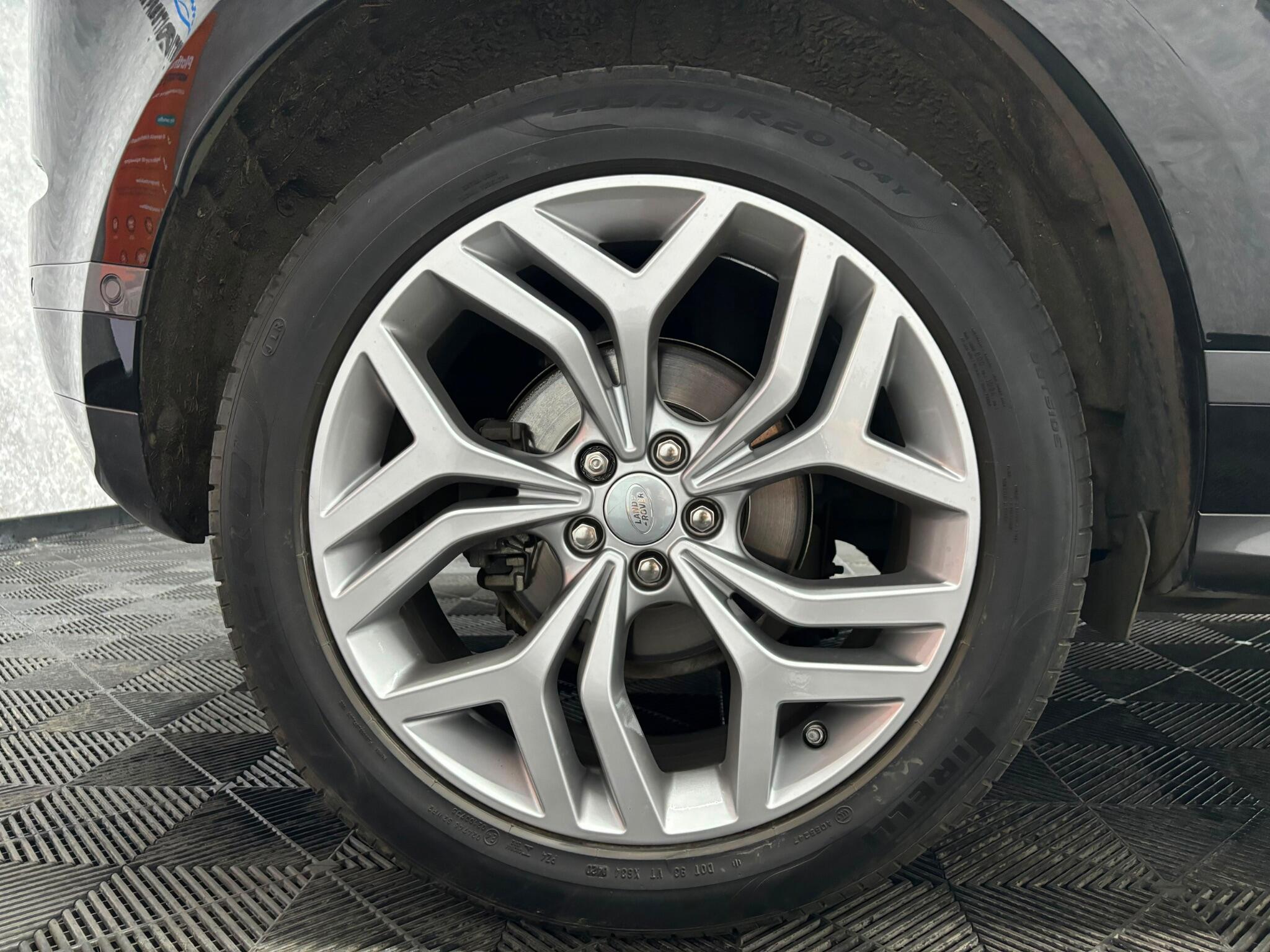 Land Rover Range Rover Evoque view 34