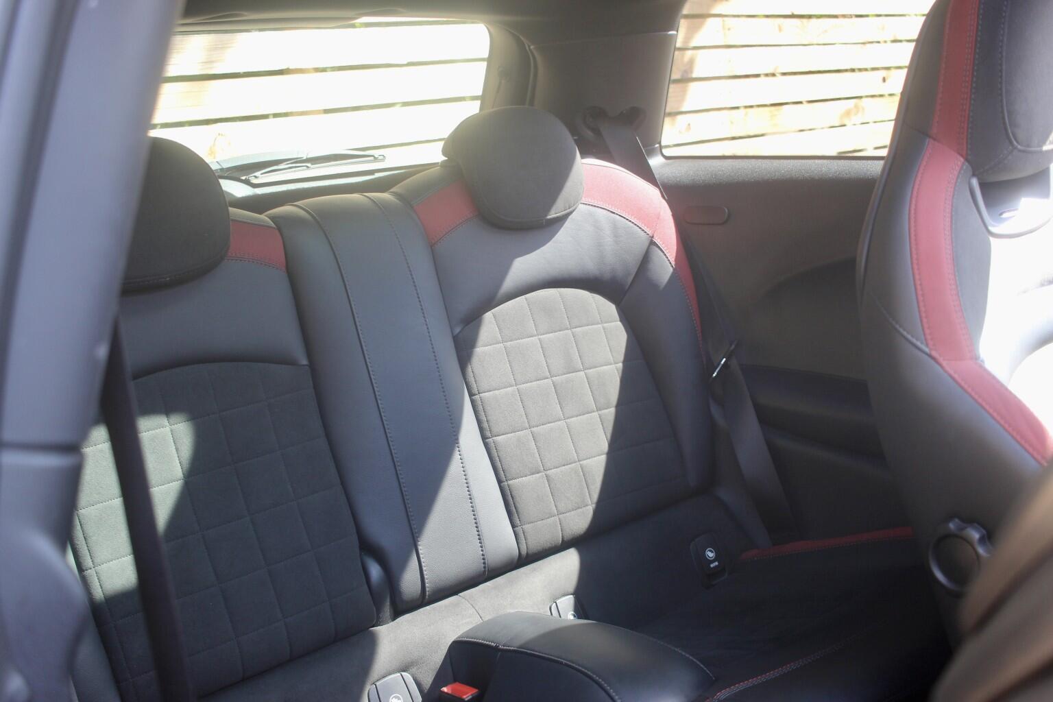 Mini Hatch view 10