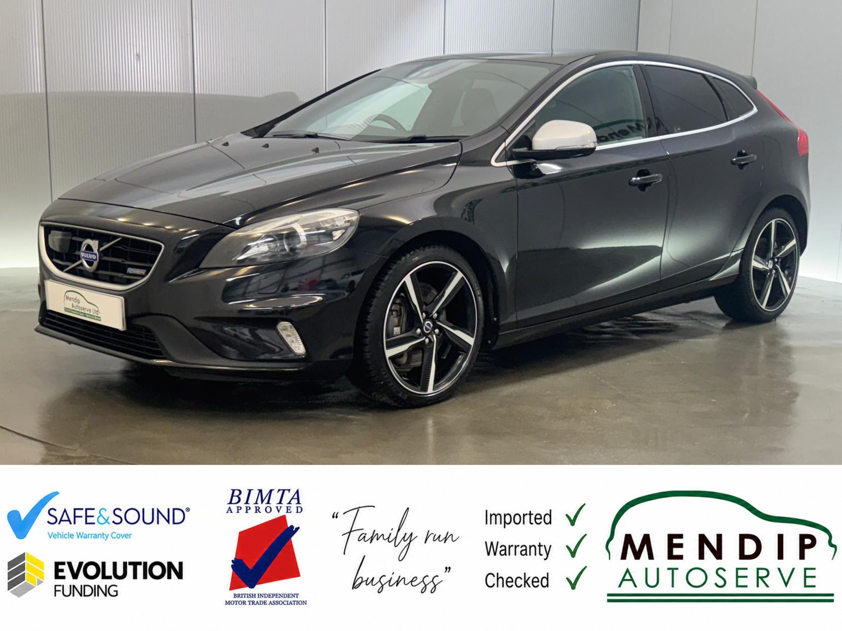 Volvo V40 view 2