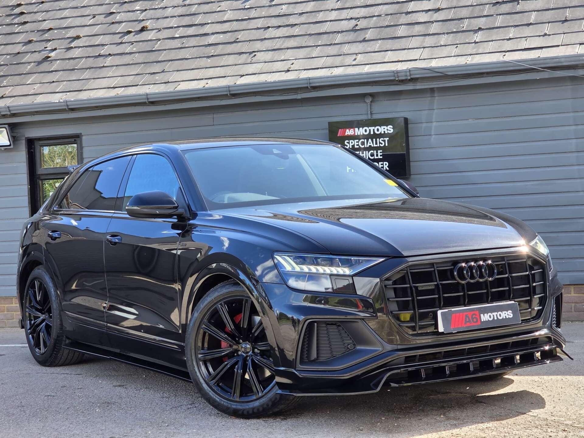 Audi Q8 view 2