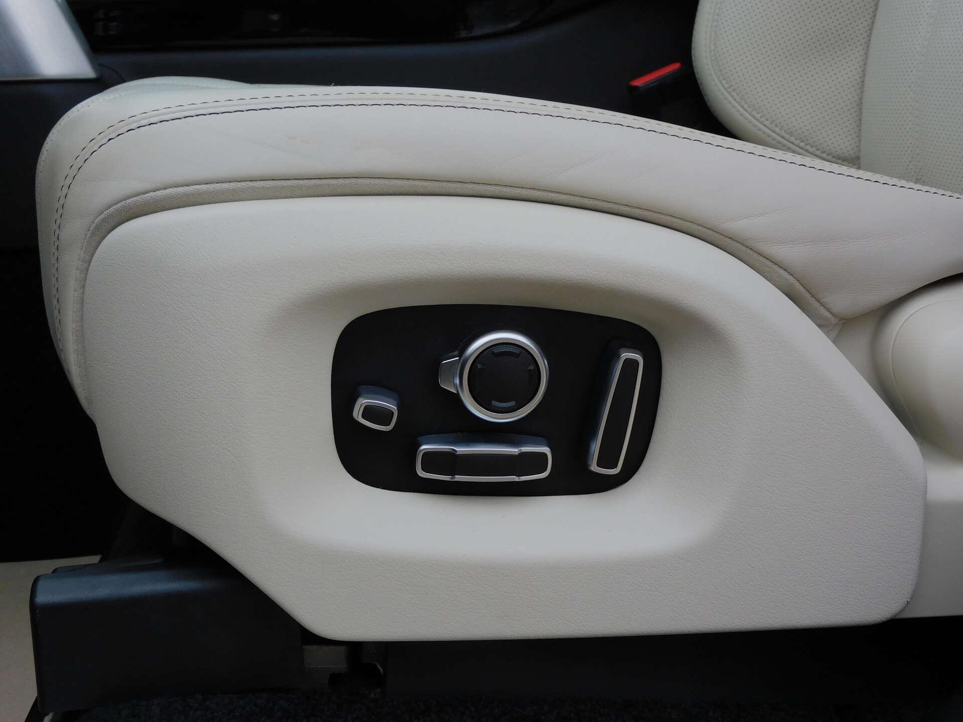 Land Rover Range Rover view 28