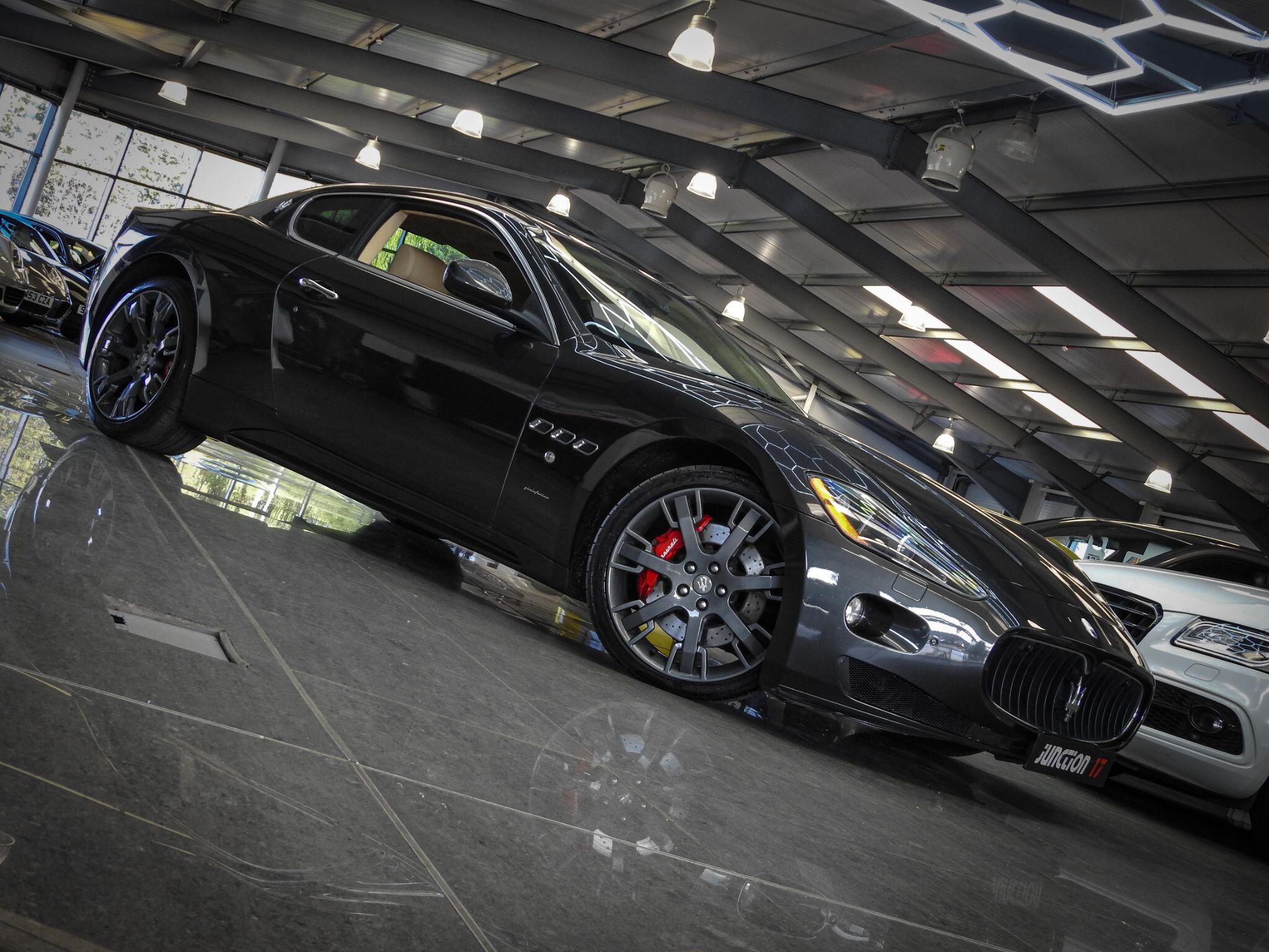 Maserati Granturismo view 2