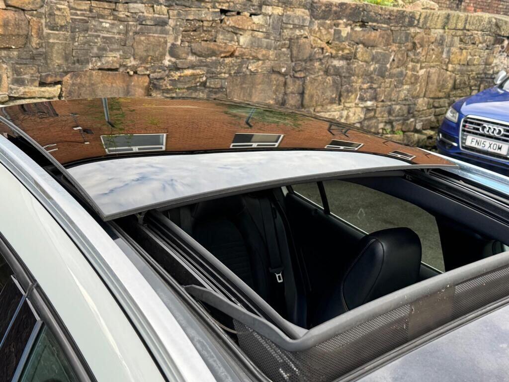 Mercedes-Benz Gla view 9