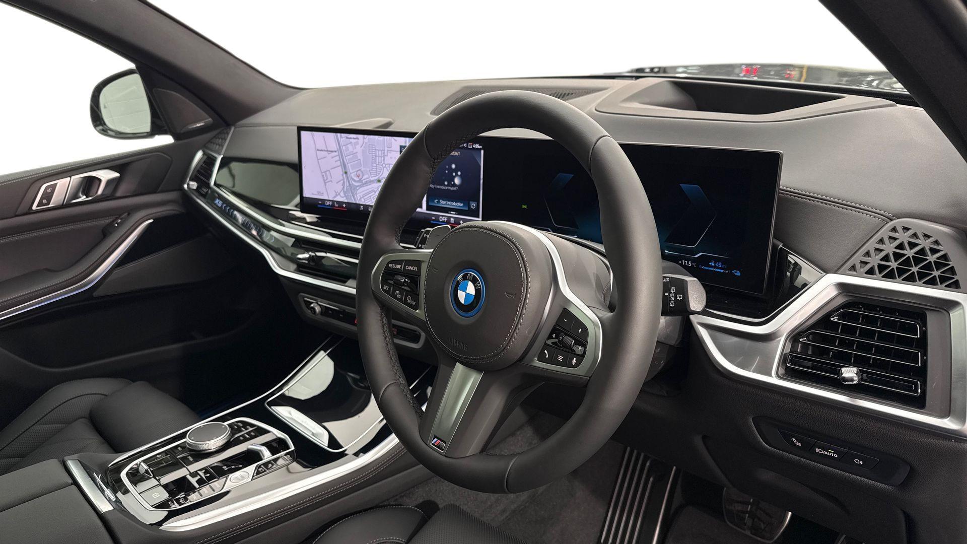 BMW X5 view 6