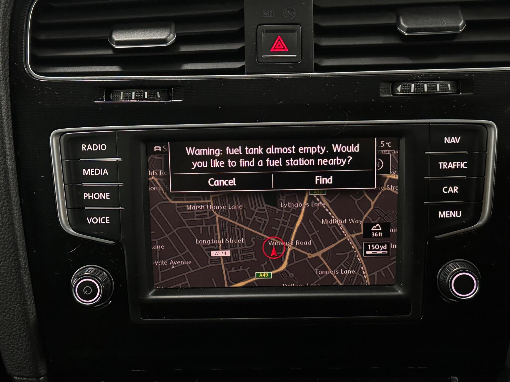 Volkswagen Golf view 28