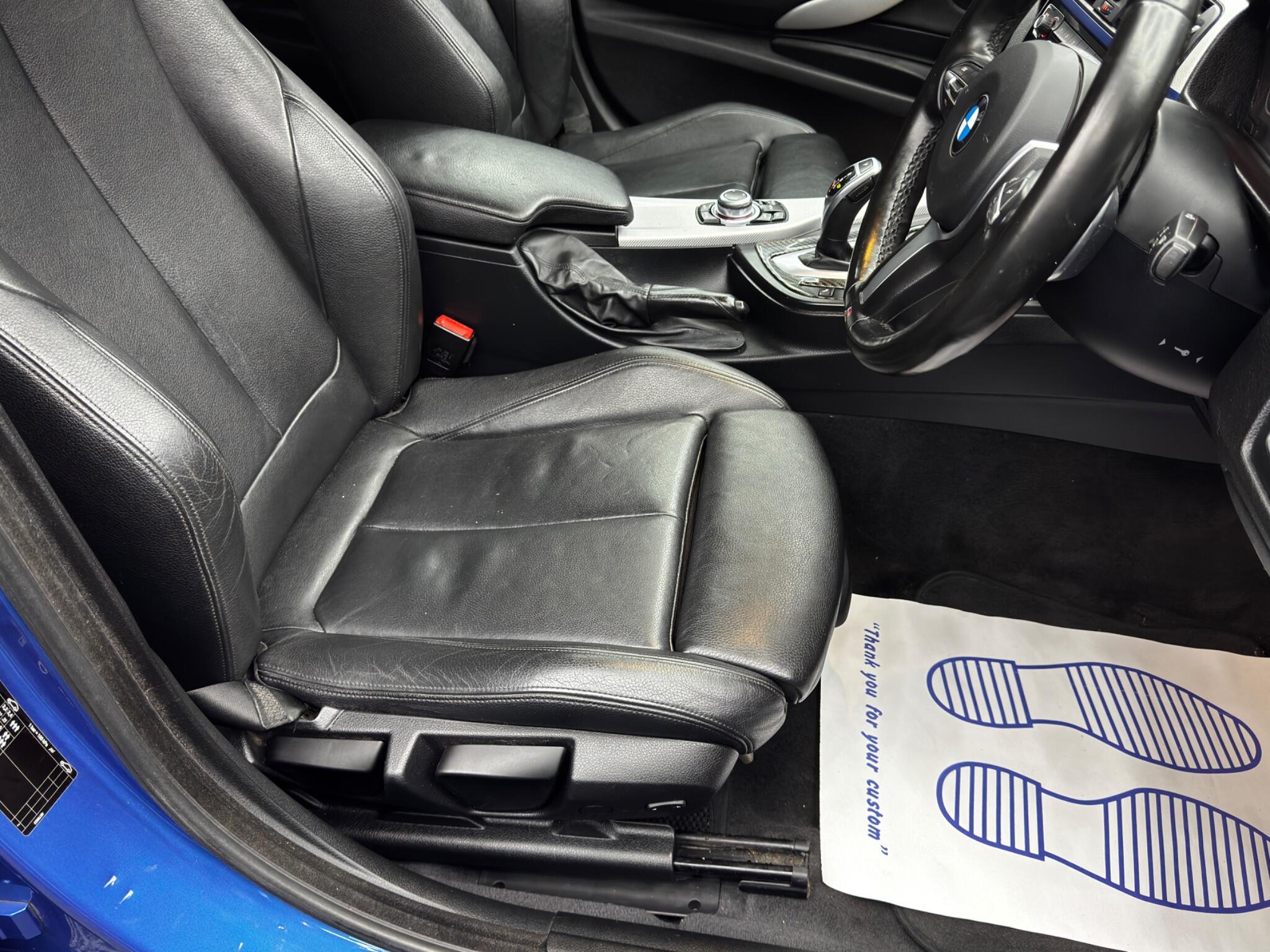 BMW 3 Series view 13