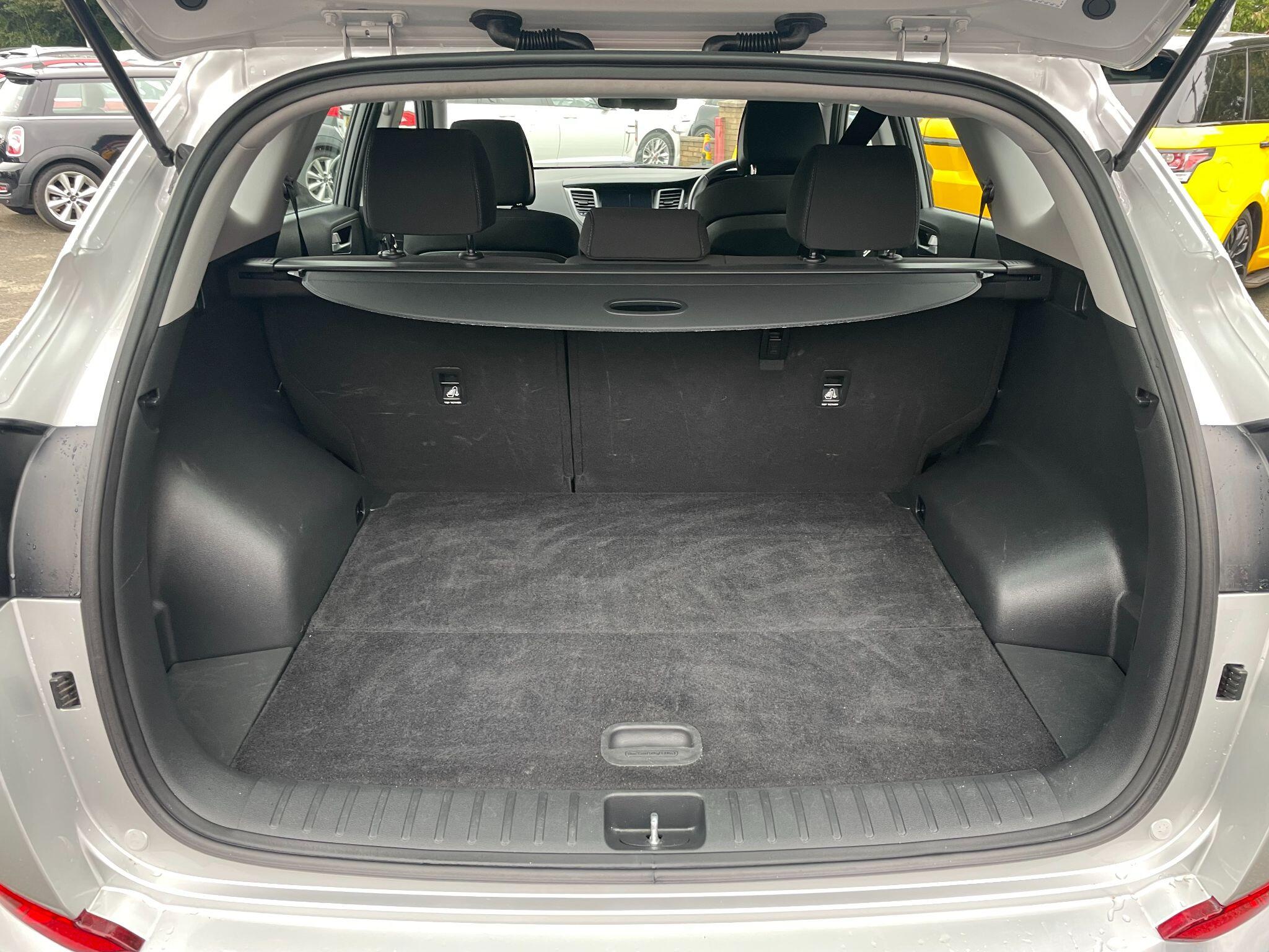Hyundai Tucson view 27