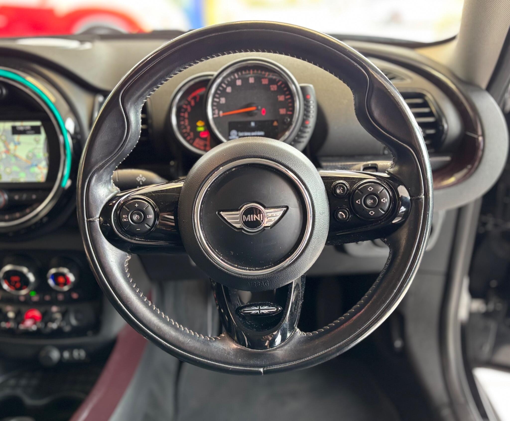 Mini Clubman view 26
