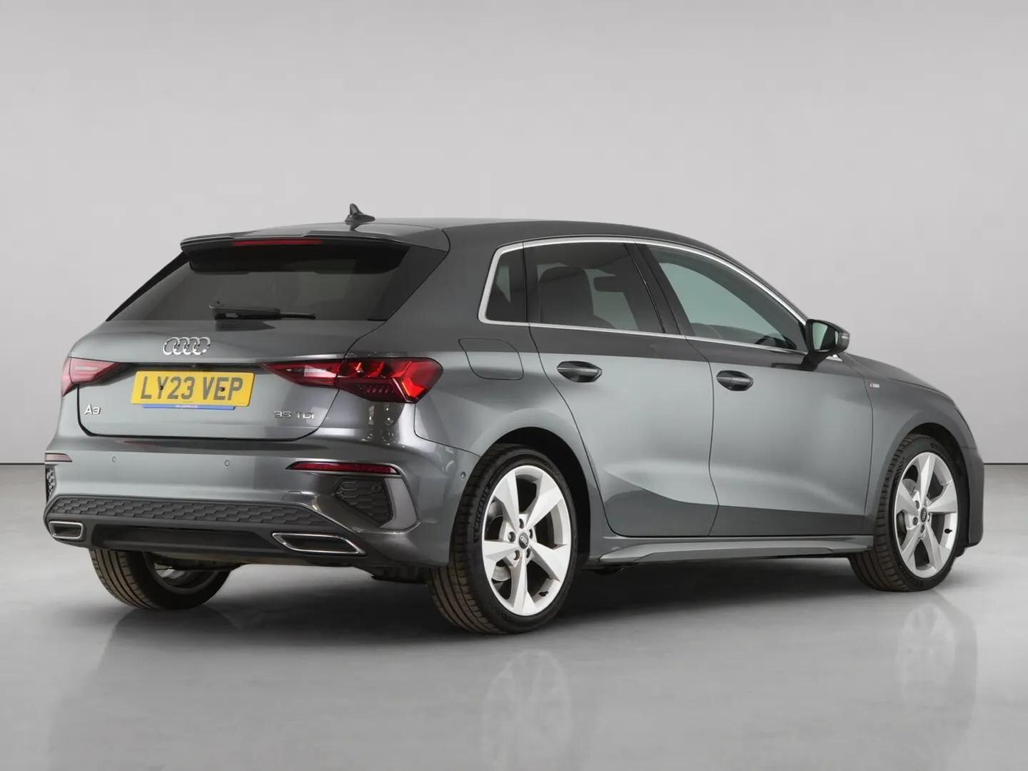 Audi A3 view 8