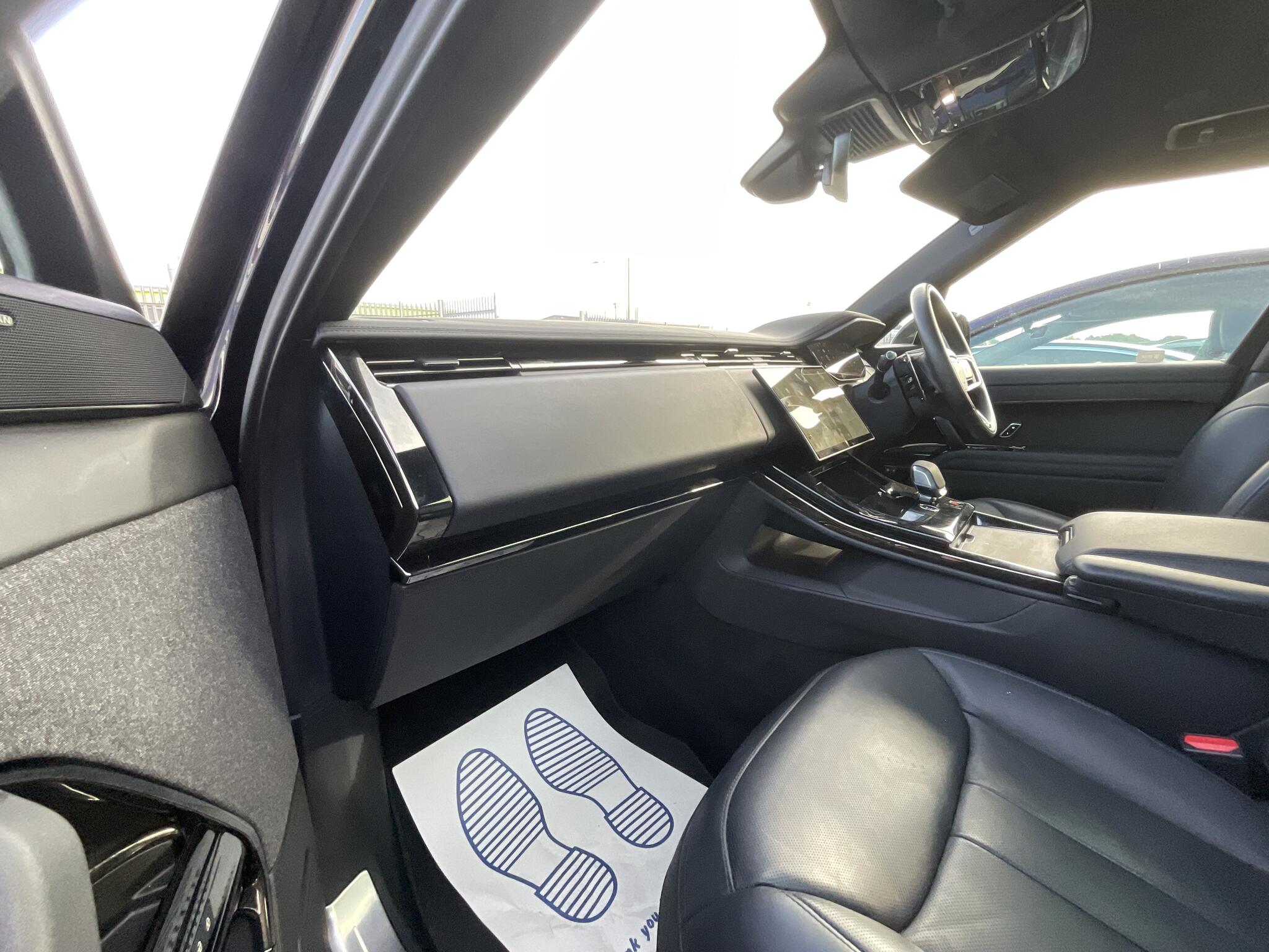 Land Rover Range Rover Sport view 20