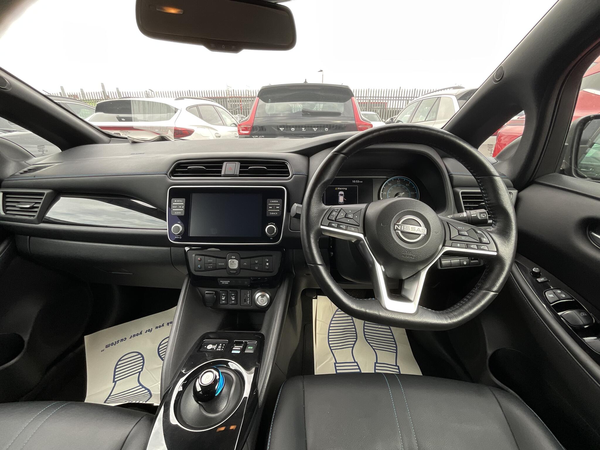 Nissan Leaf view 6