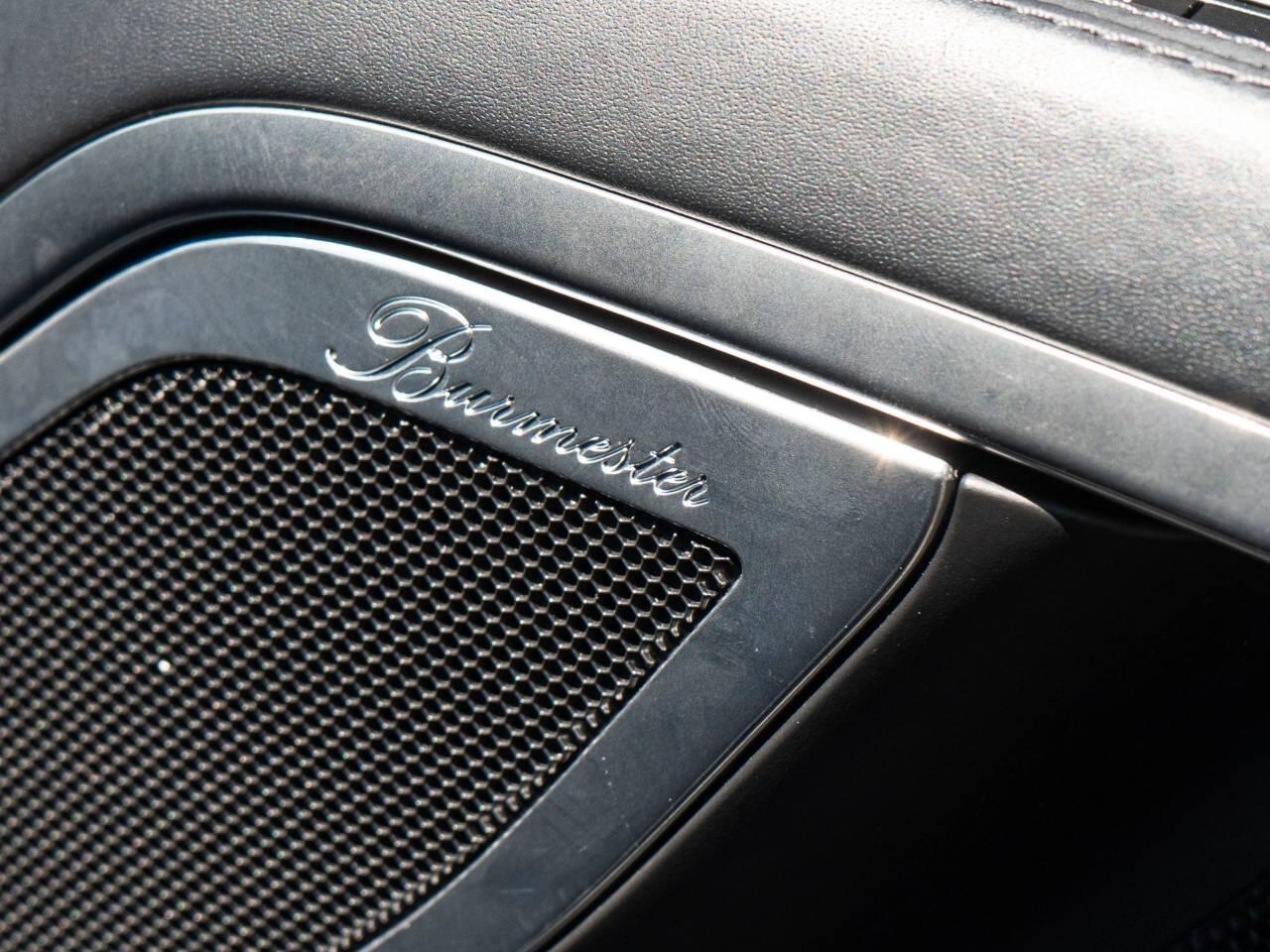 Porsche 911 view 22
