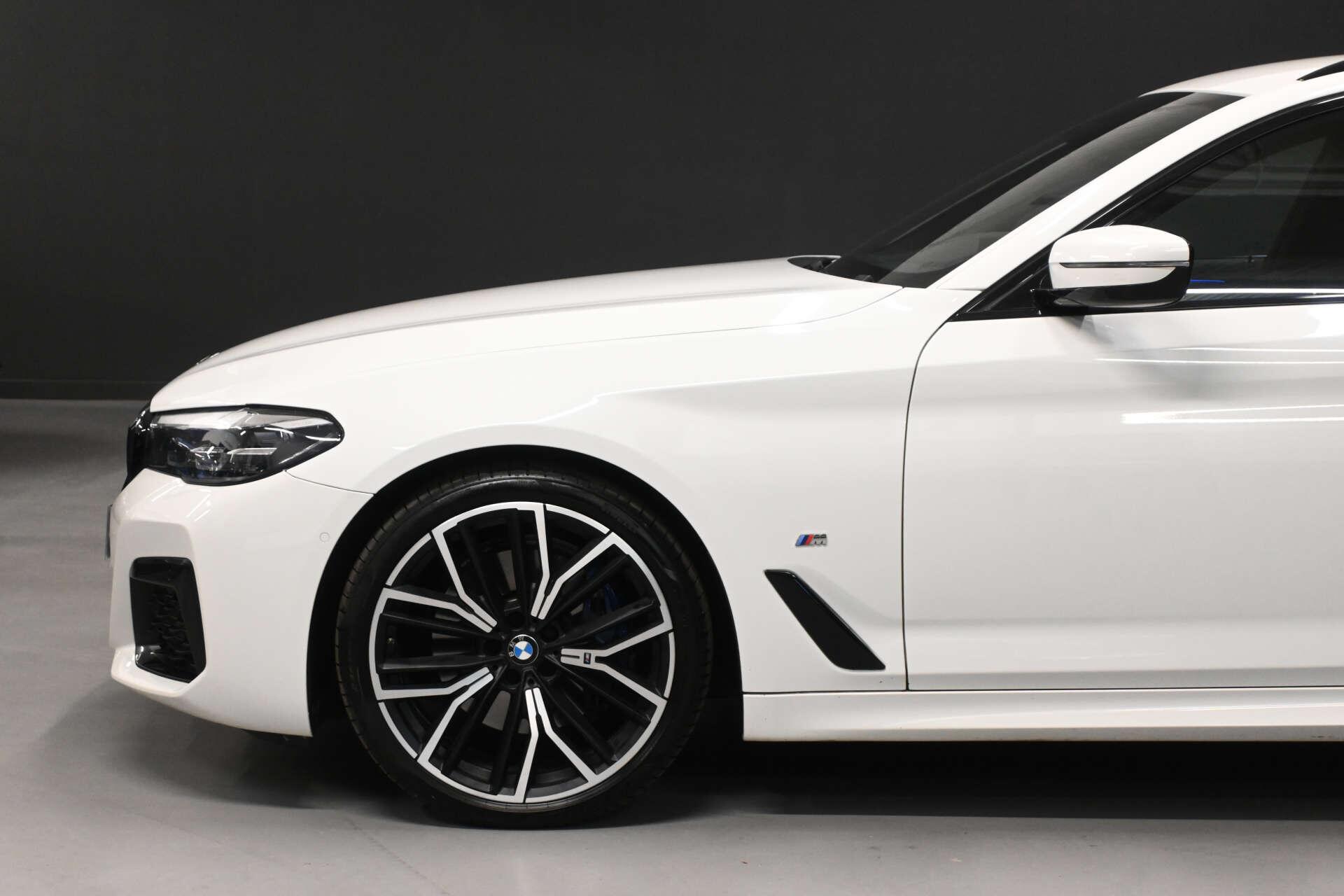 BMW 5 Series view 28