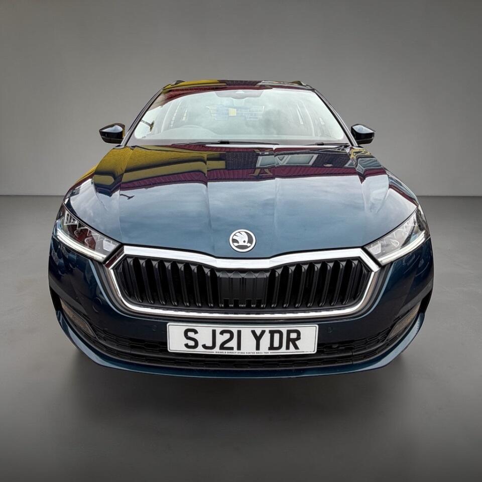 Skoda Octavia view 5