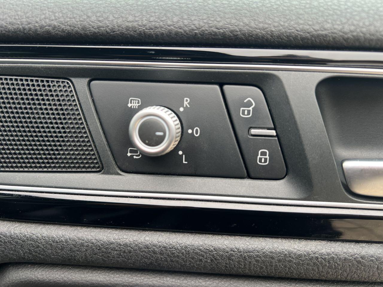 Volkswagen Touareg view 60