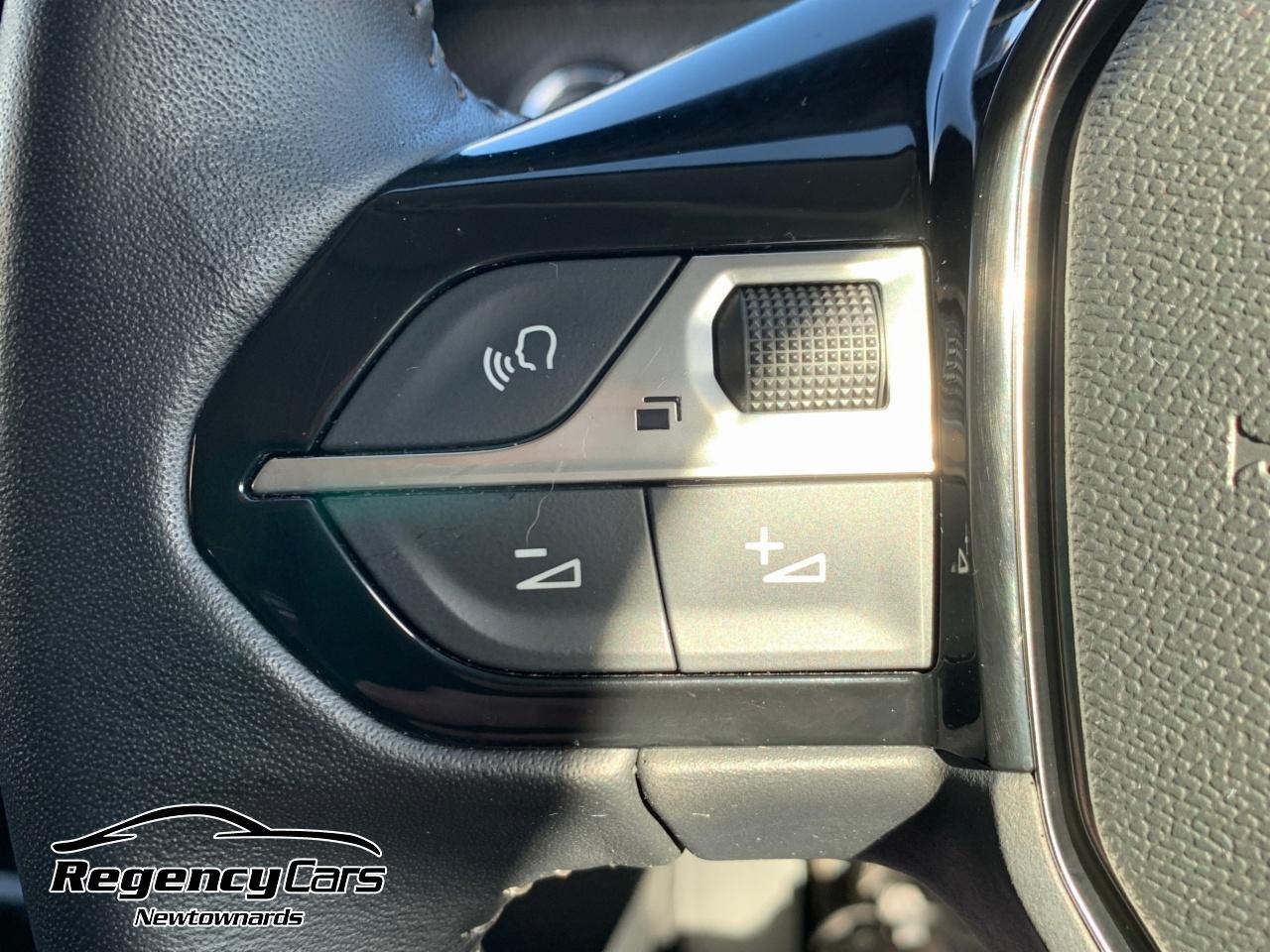Peugeot 208 view 16