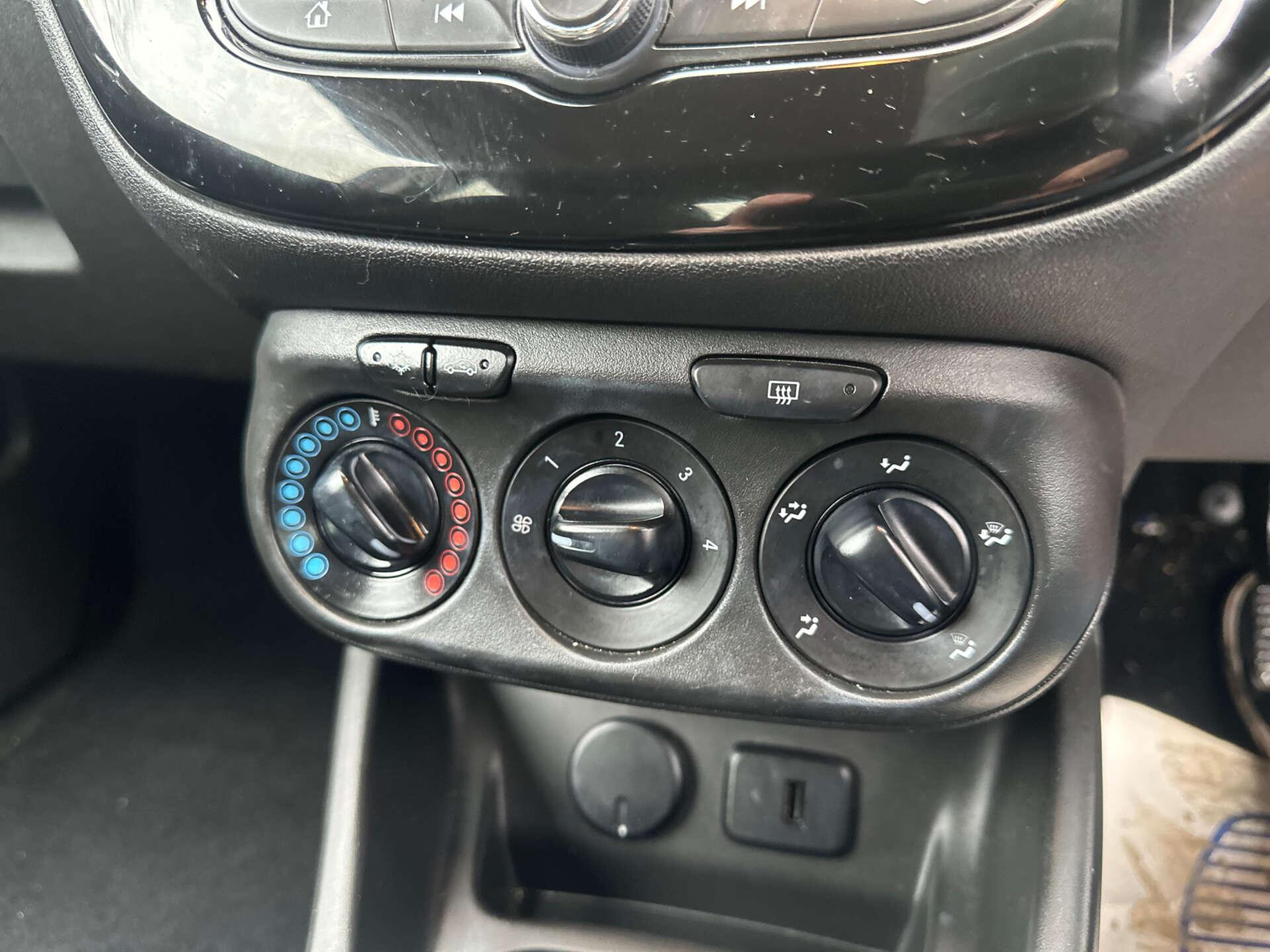 Vauxhall Corsa view 26