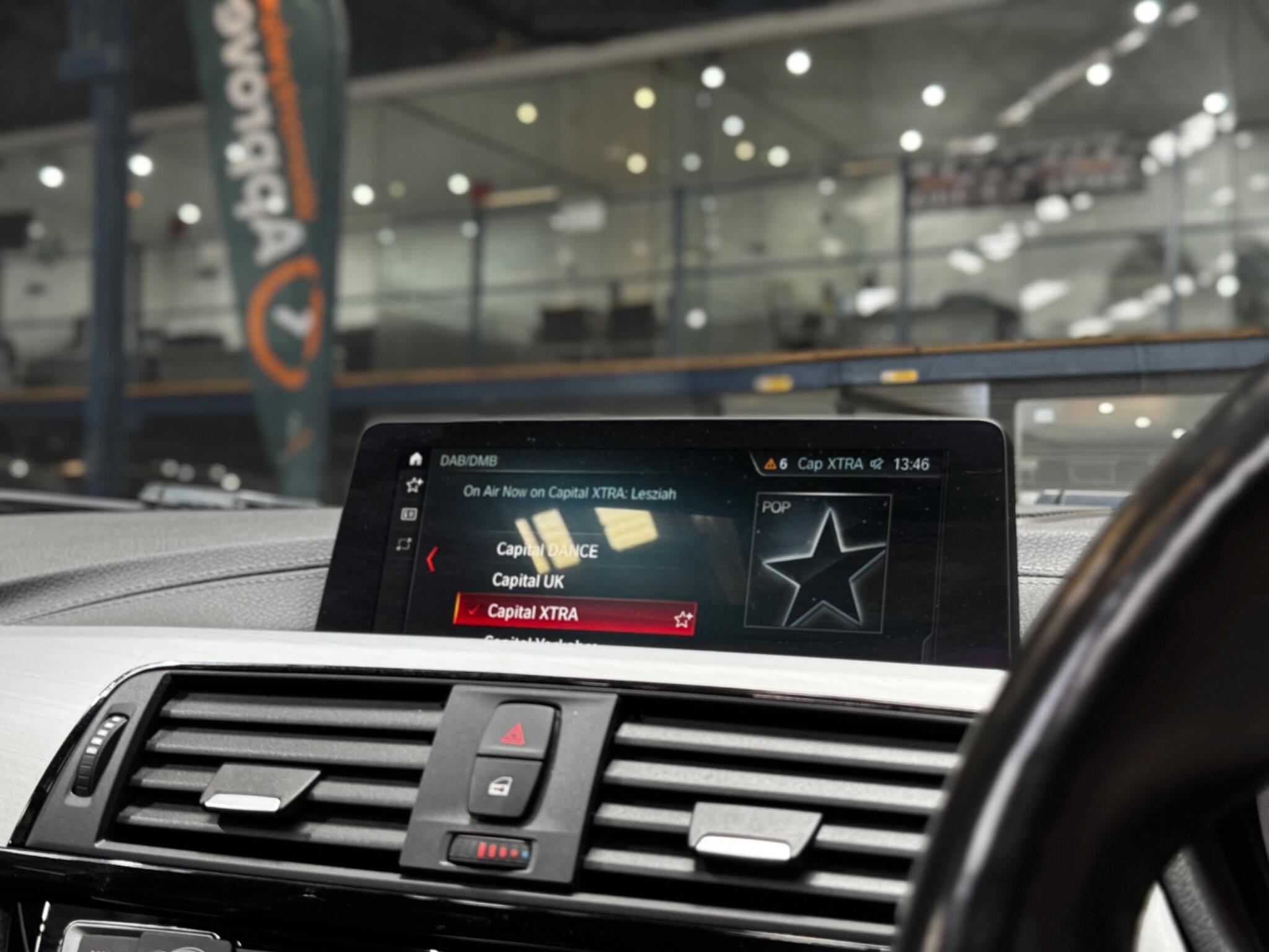 BMW 3 Series view 27