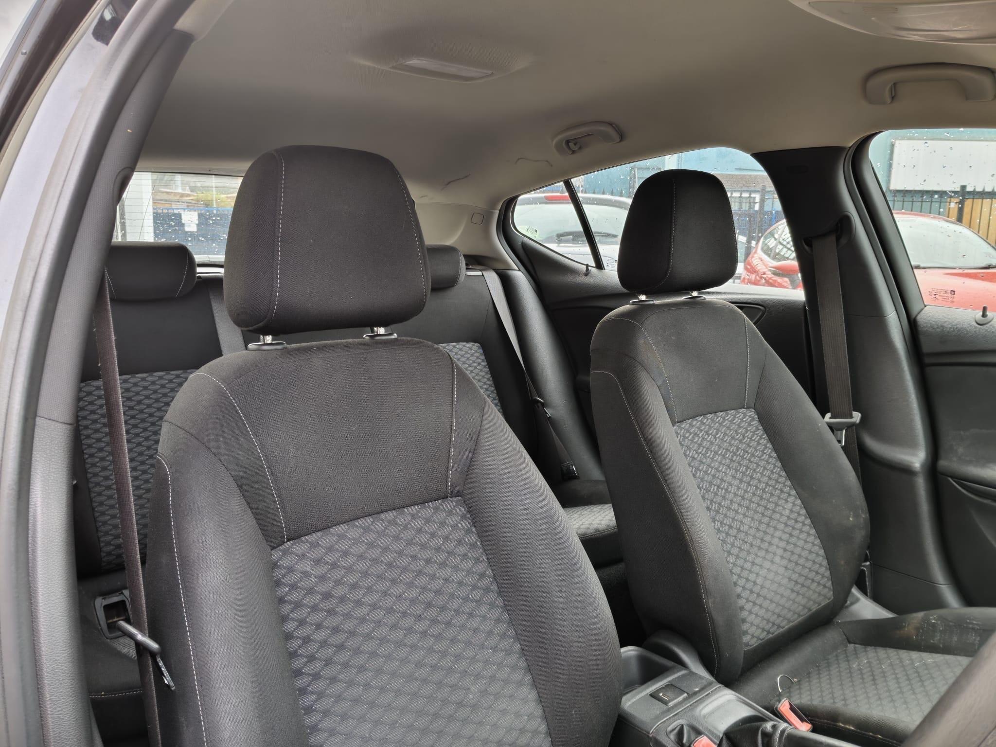 Vauxhall Astra view 11