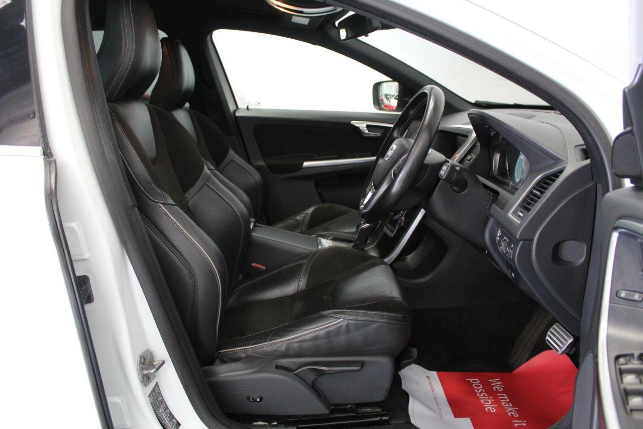 Volvo XC60 view 28