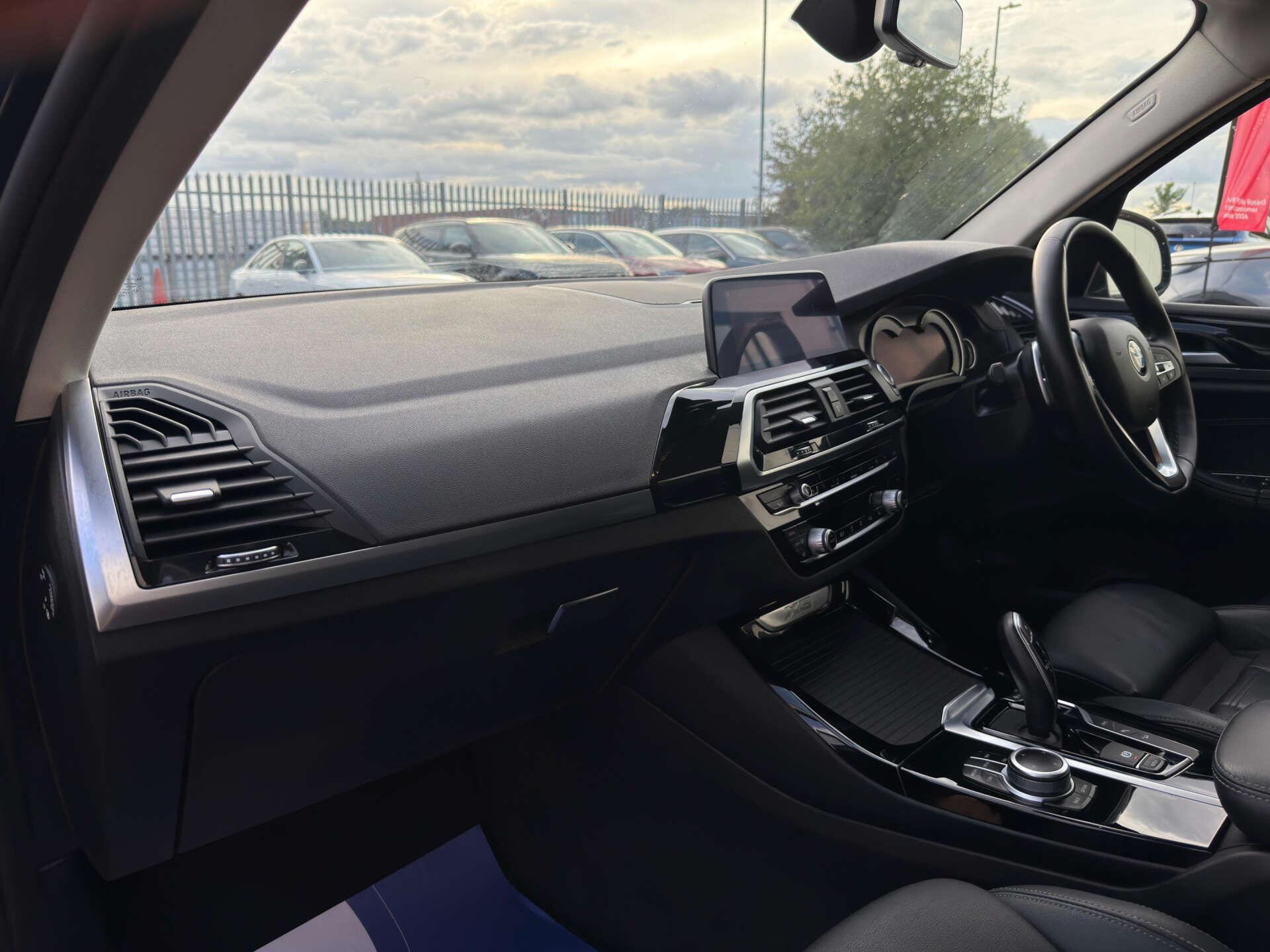 BMW X3 view 41