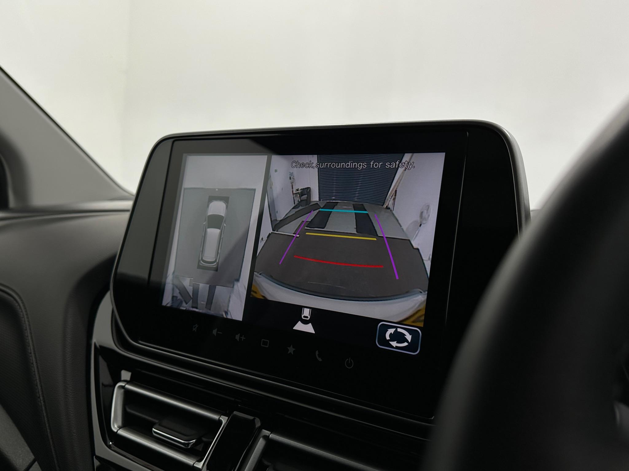 Suzuki S-Cross view 22