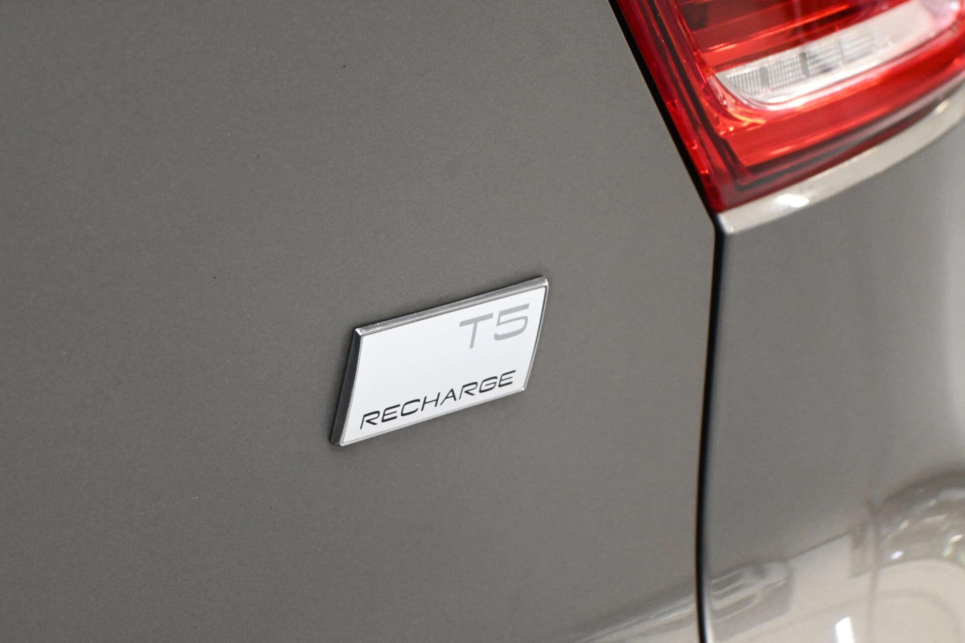 Volvo XC40 view 36