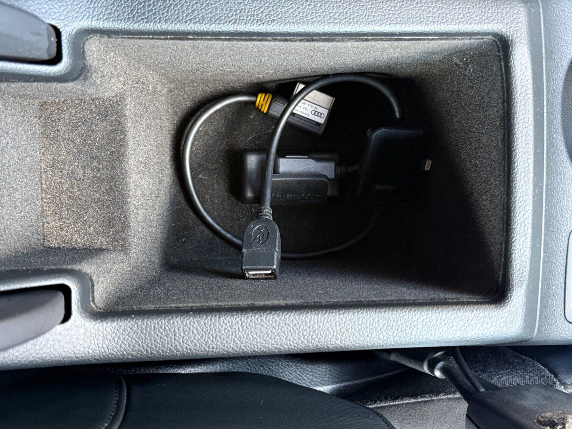 Audi Q3 view 49
