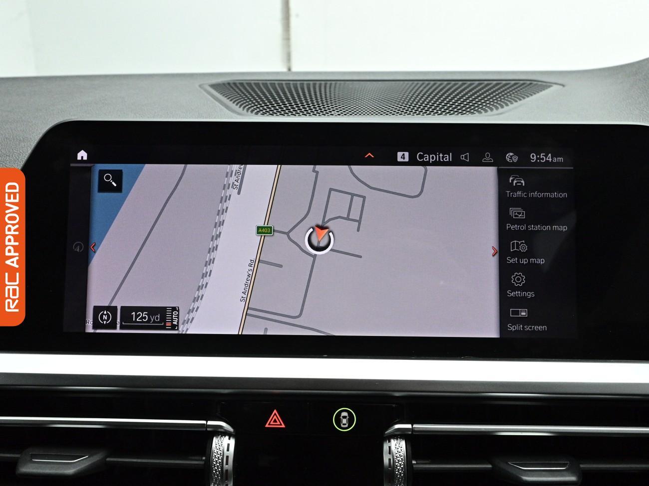 BMW 3 Series view 3