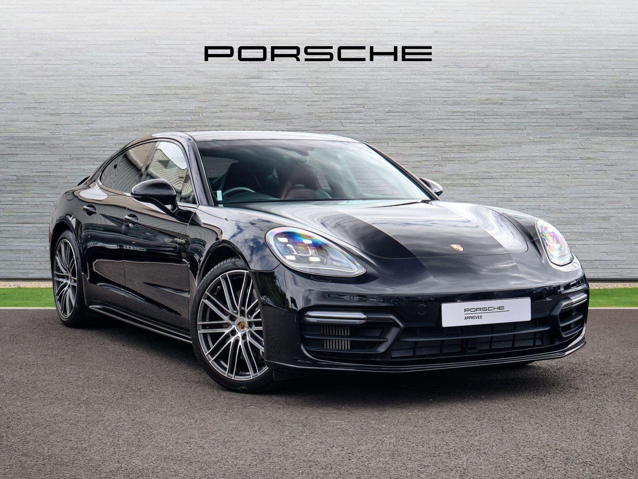 Porsche Panamera view 31